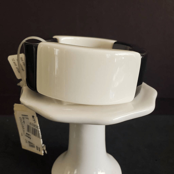 Robert Rose Black and White Colorblock Stretch Bracelet New With Tags - Picture 3 of 7